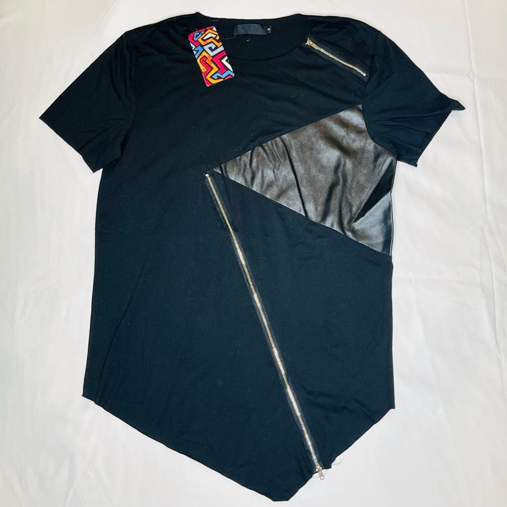 NEW Fashion tee with zippers + leather accent, Small